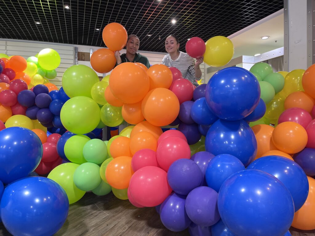 Grappes de ballons - Décoration évènementielle - ARTITUDE Communication